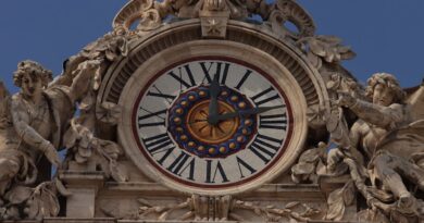 Historical Figures Who Allegedly Time Traveled